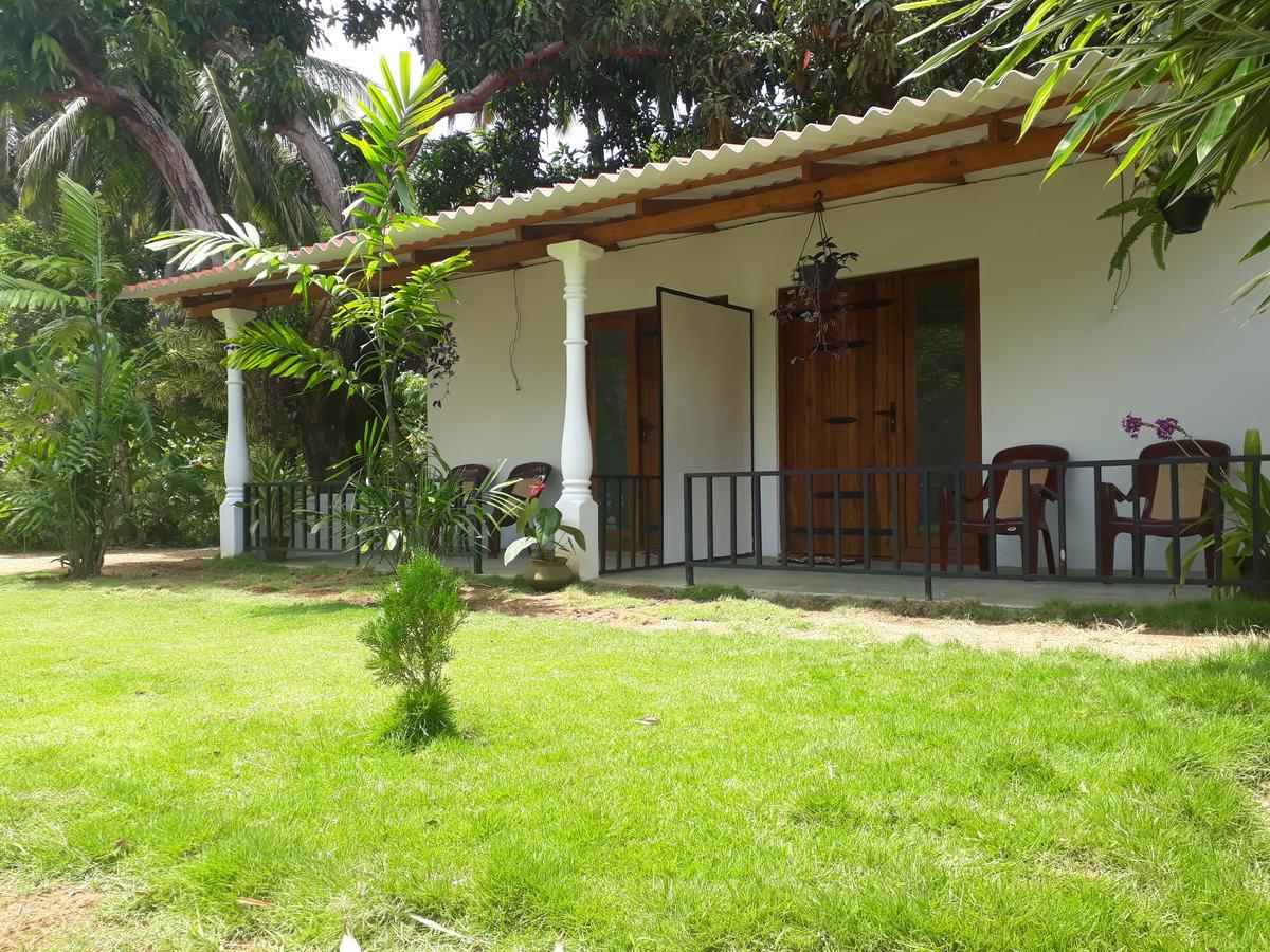 Akila Holiday Resort Habarana Extérieur photo